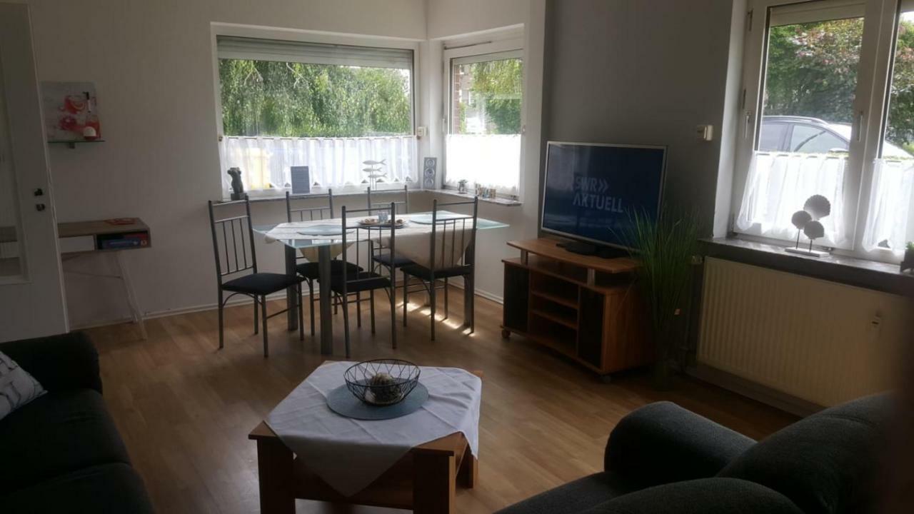 Haus Hölderlin Wilhelmshaven Exterior foto